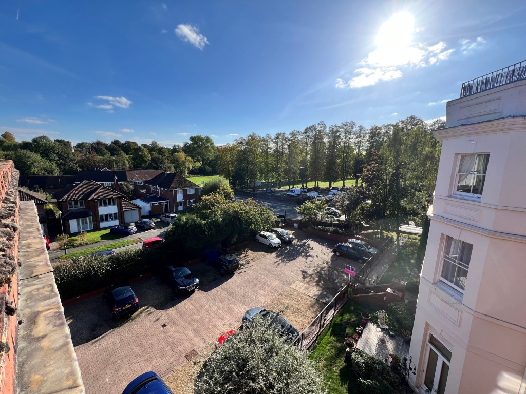 Kenilworth Hall, Bridge Street, Kenilworth