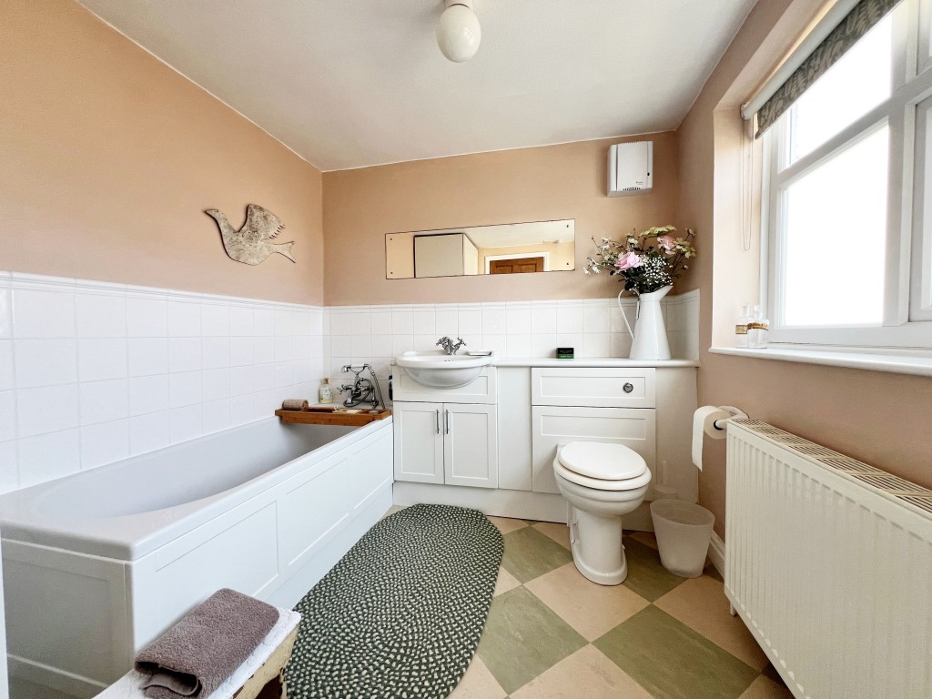 Albion Street, Kenilworth