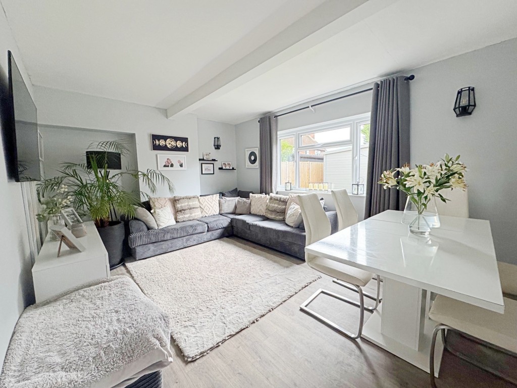 Oaks Road, Kenilworth