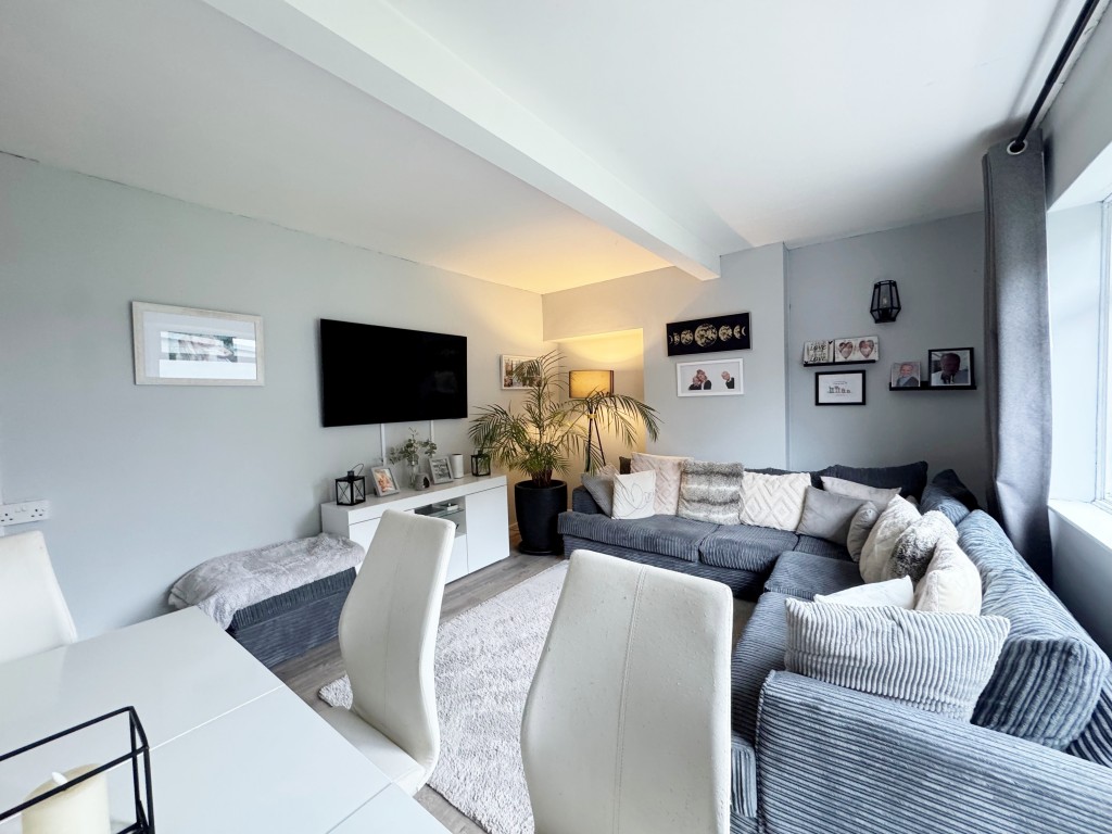 Oaks Road, Kenilworth