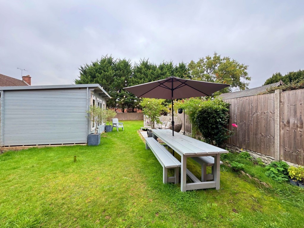 Oaks Road, Kenilworth