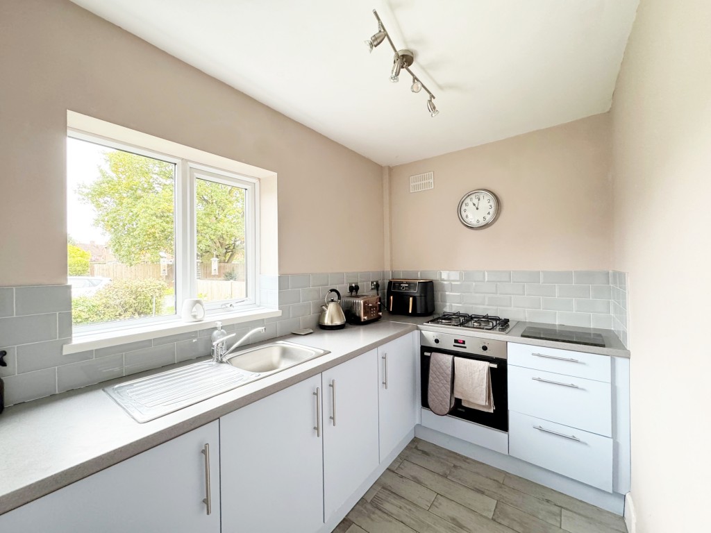 Oaks Road, Kenilworth