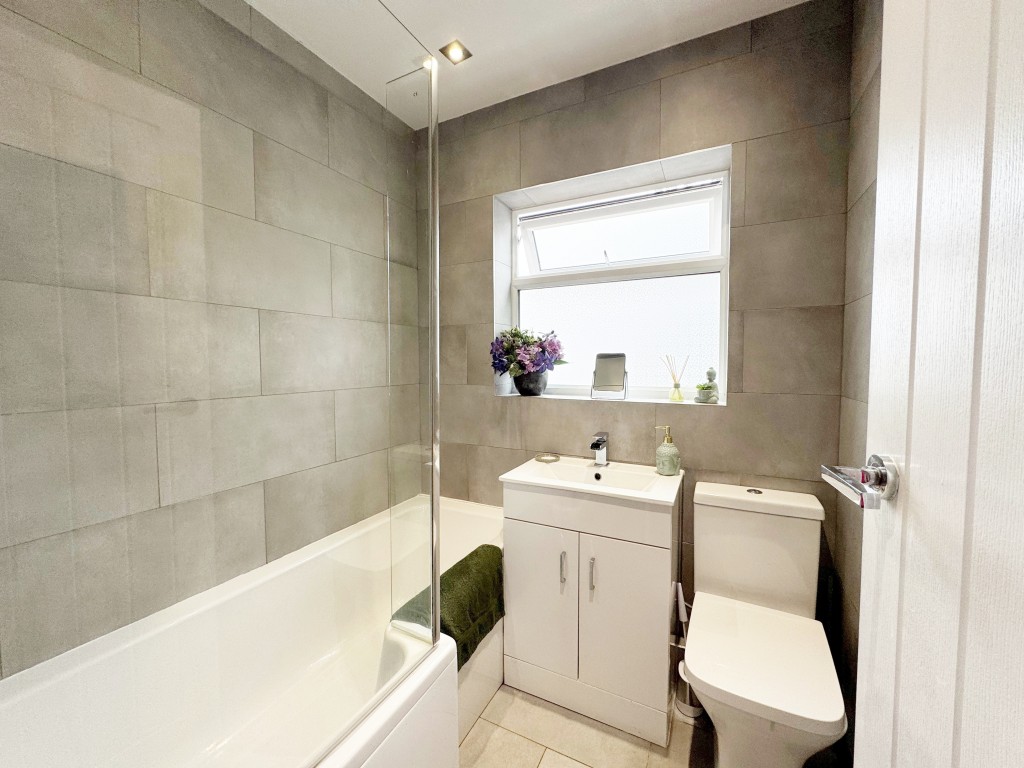 Oaks Road, Kenilworth