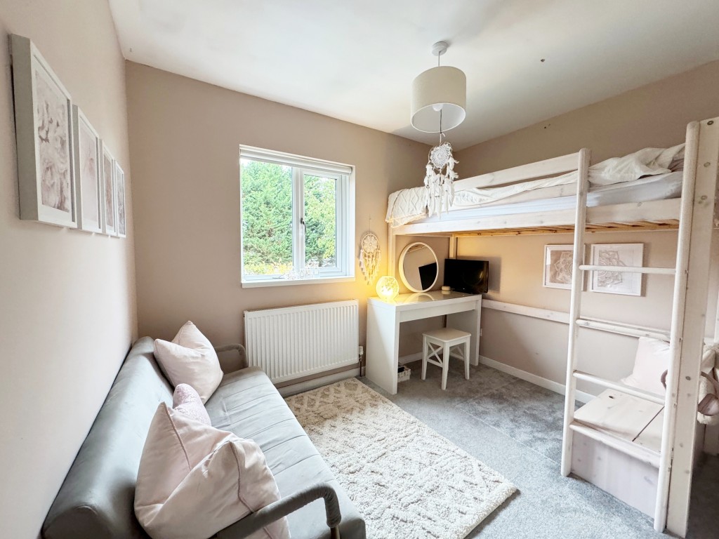 Oaks Road, Kenilworth