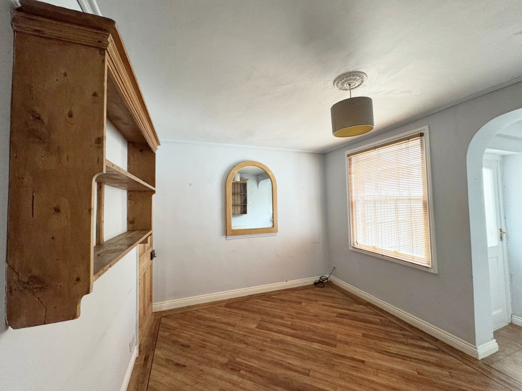 Cross Street, Leamington Spa