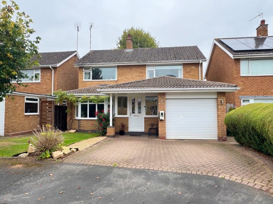 Bromley Close, Kenilworth