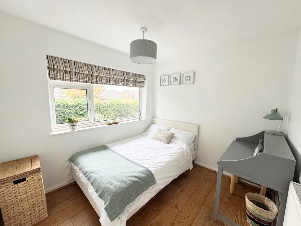 Bromley Close, Kenilworth