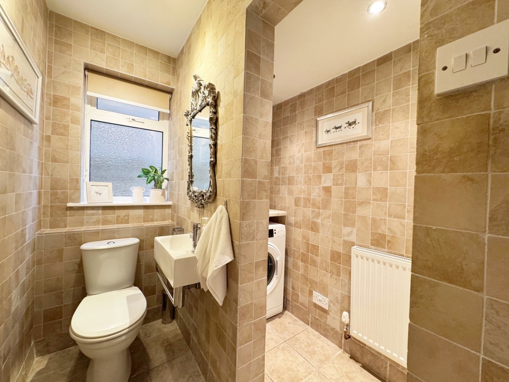 Bromley Close, Kenilworth