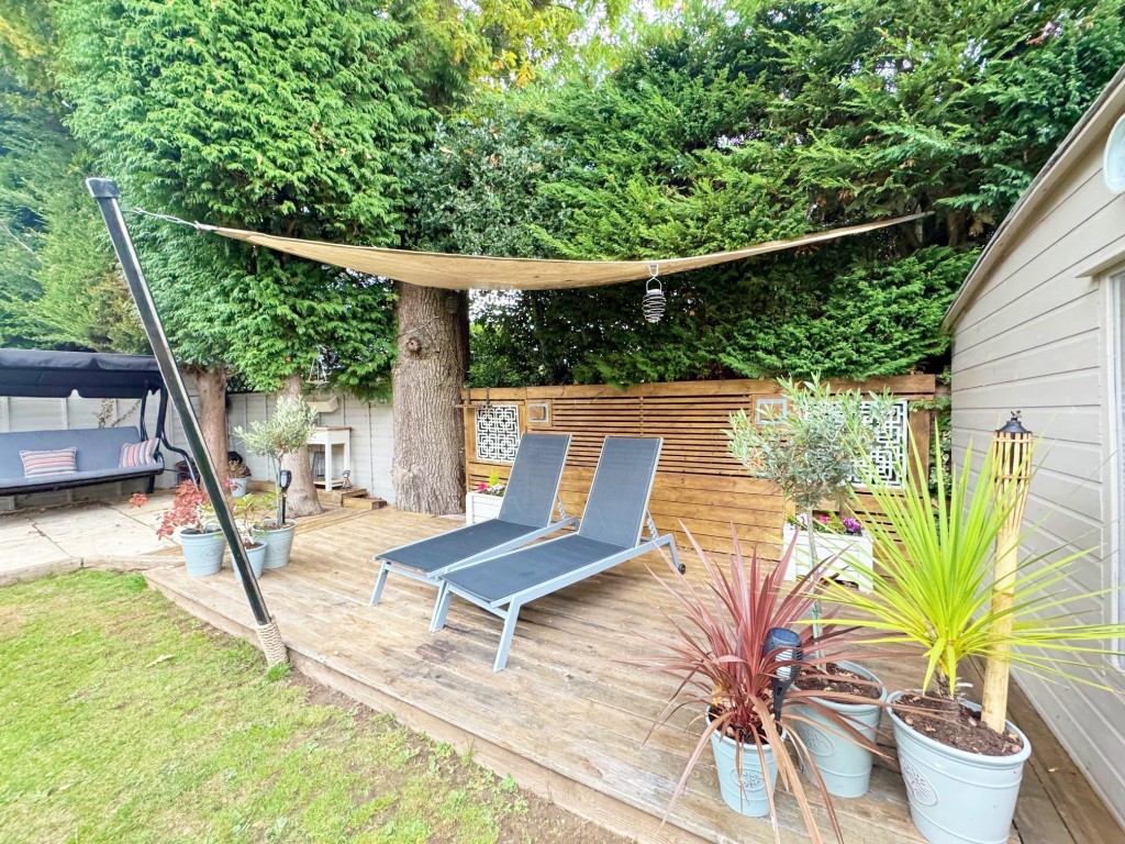 Bromley Close, Kenilworth