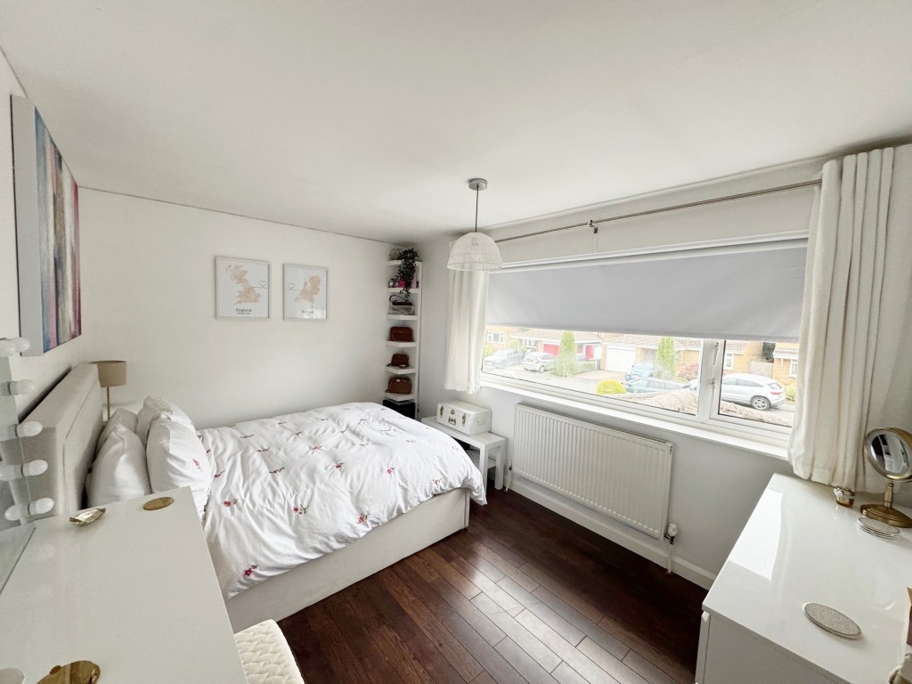 Bromley Close, Kenilworth