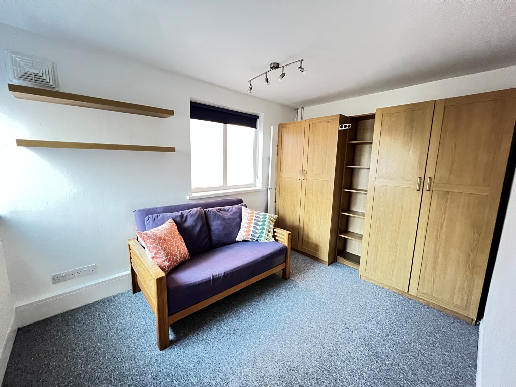 Spring Lane, Kenilworth