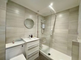 Oaklands Court, Warwick Road, Kenilworth