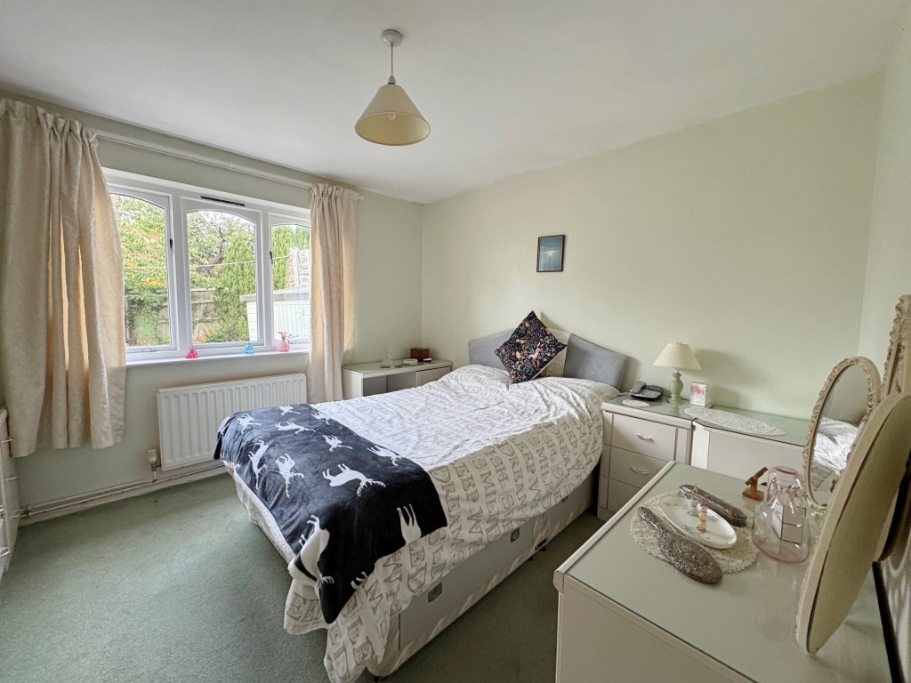 Adcock Drive, Kenilworth