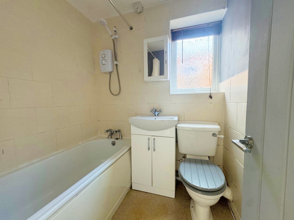 Whateleys Drive, Kenilworth