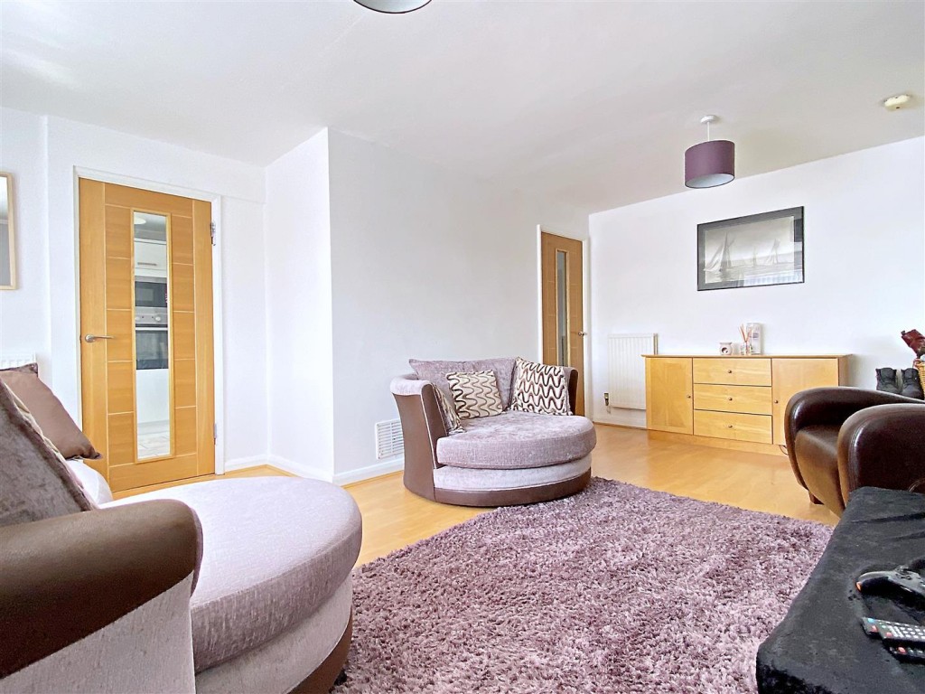 Albion Street, Kenilworth