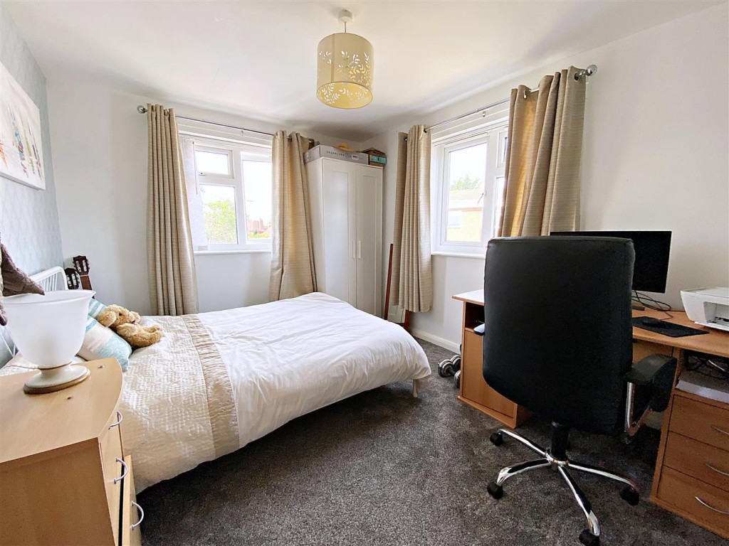 Albion Street, Kenilworth