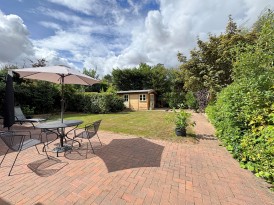 Suncliffe Drive, Kenilworth