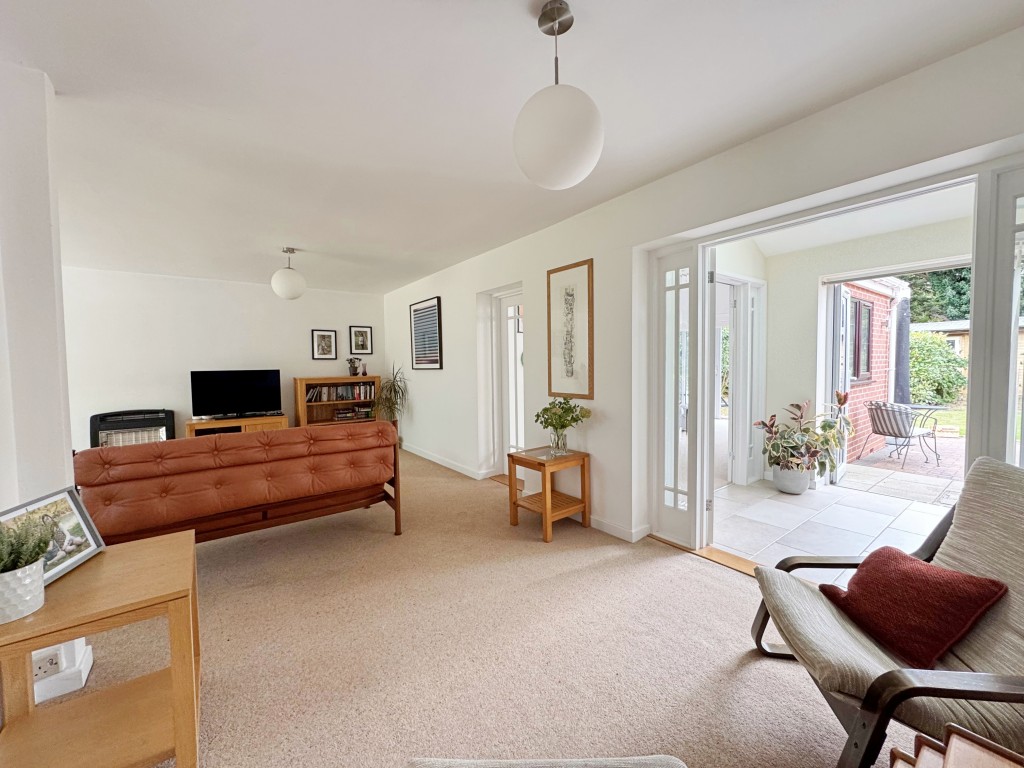 Suncliffe Drive, Kenilworth