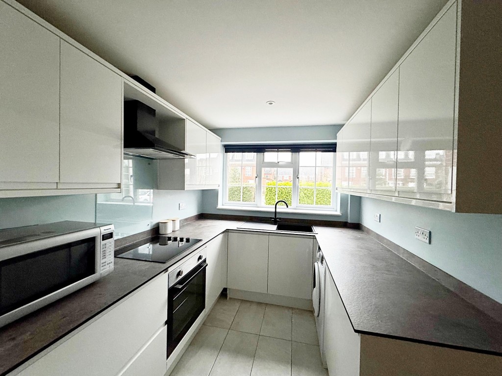 Regency Drive, Kenilworth