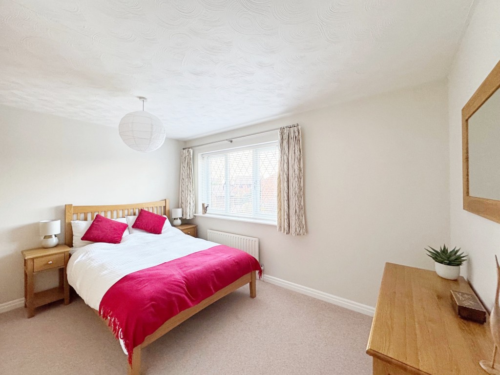 Mountbatten Avenue, Kenilworth