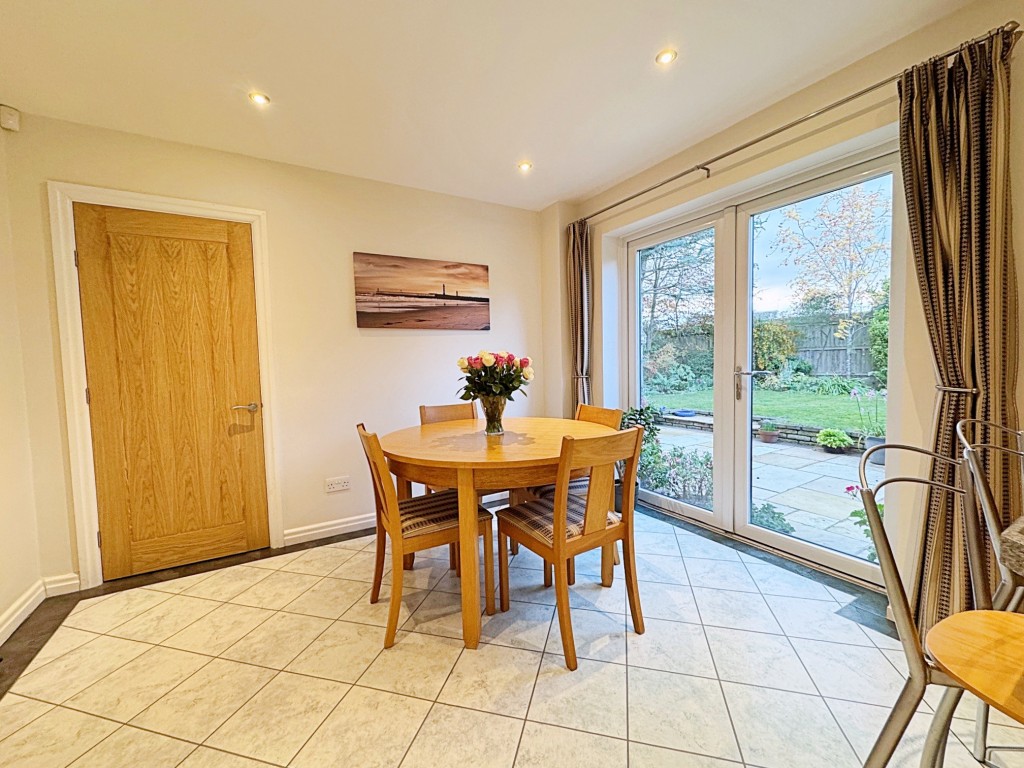 Mountbatten Avenue, Kenilworth