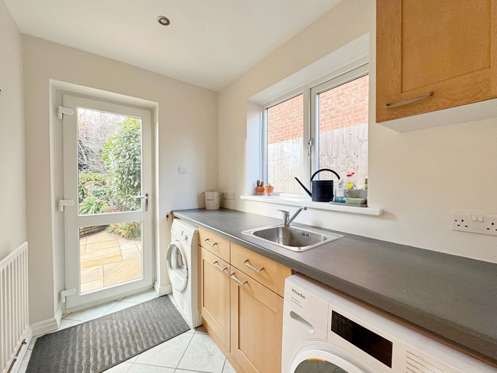 Mountbatten Avenue, Kenilworth