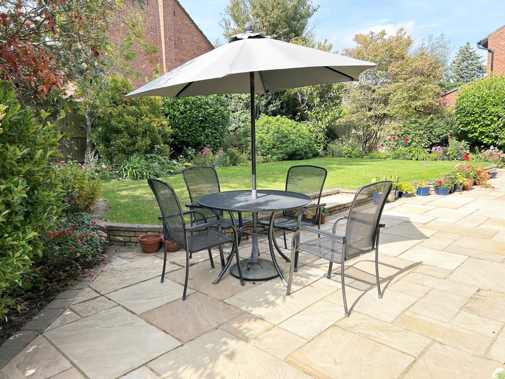 Mountbatten Avenue, Kenilworth