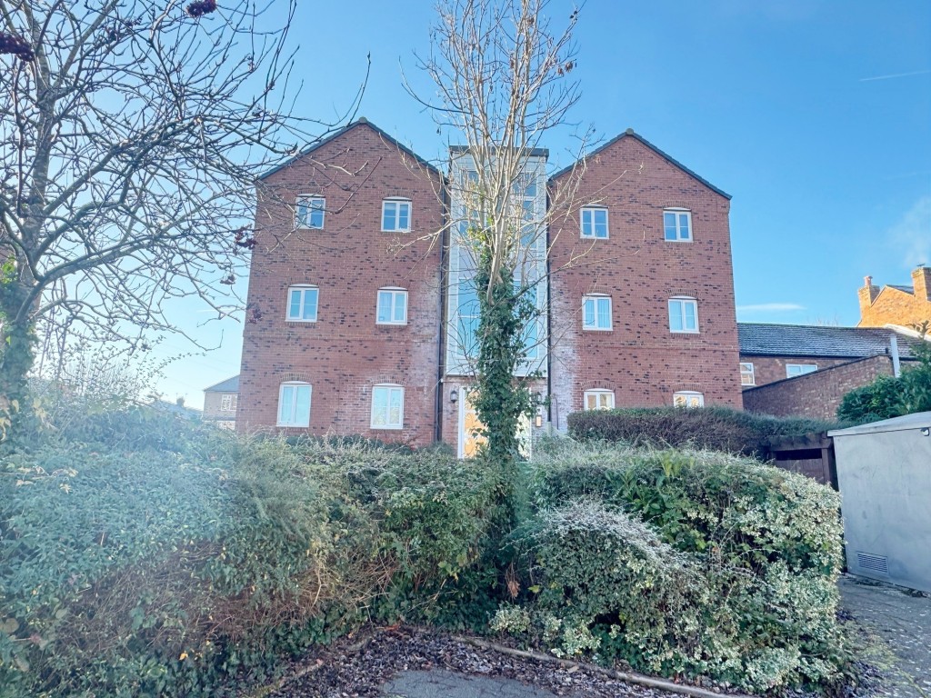 Chandley Wharf, Warwick