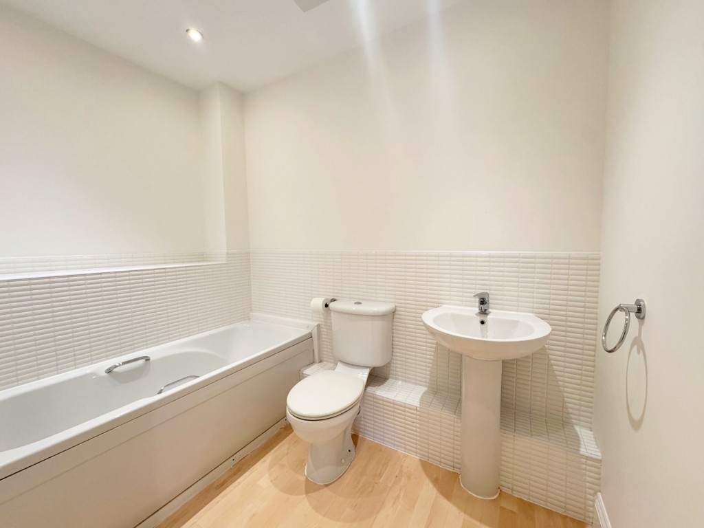 Chandley Wharf, Warwick