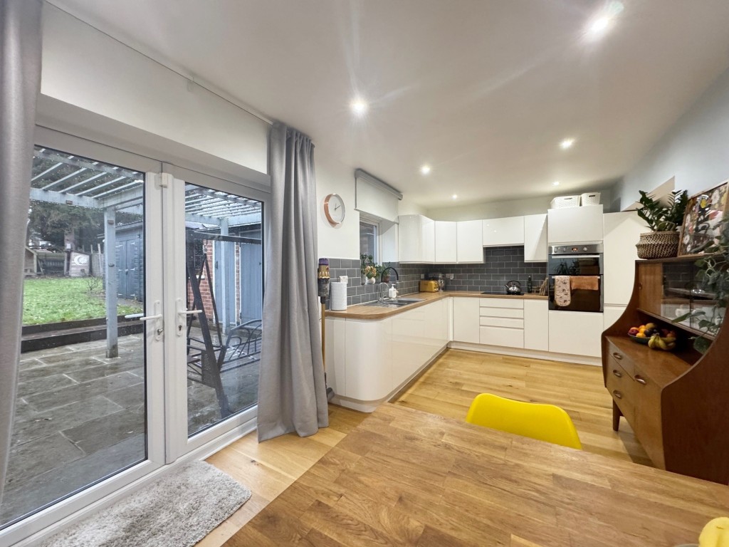 Dudley Road, Kenilworth