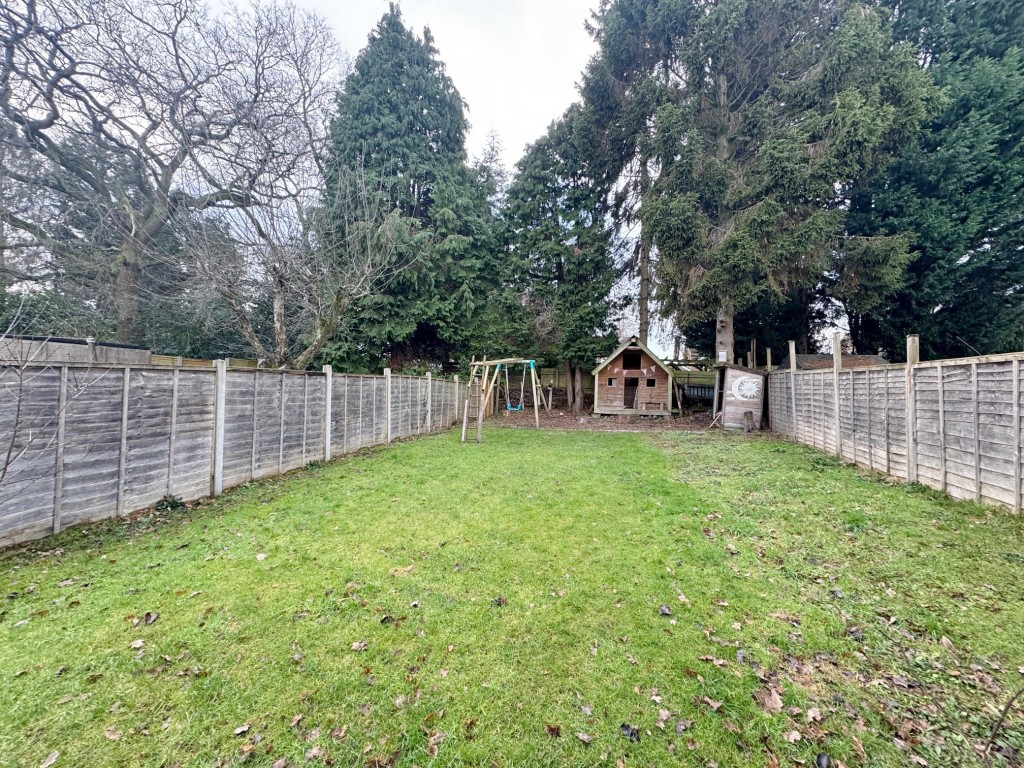 Dudley Road, Kenilworth