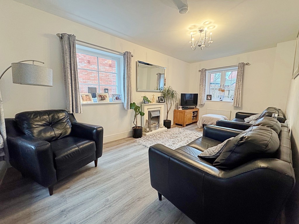 Thomas Bates Road, Kenilworth