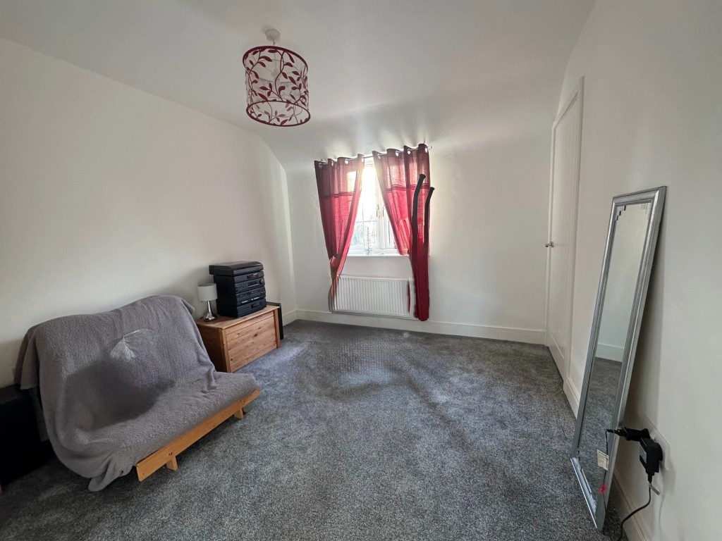 Thomas Bates Road, Kenilworth