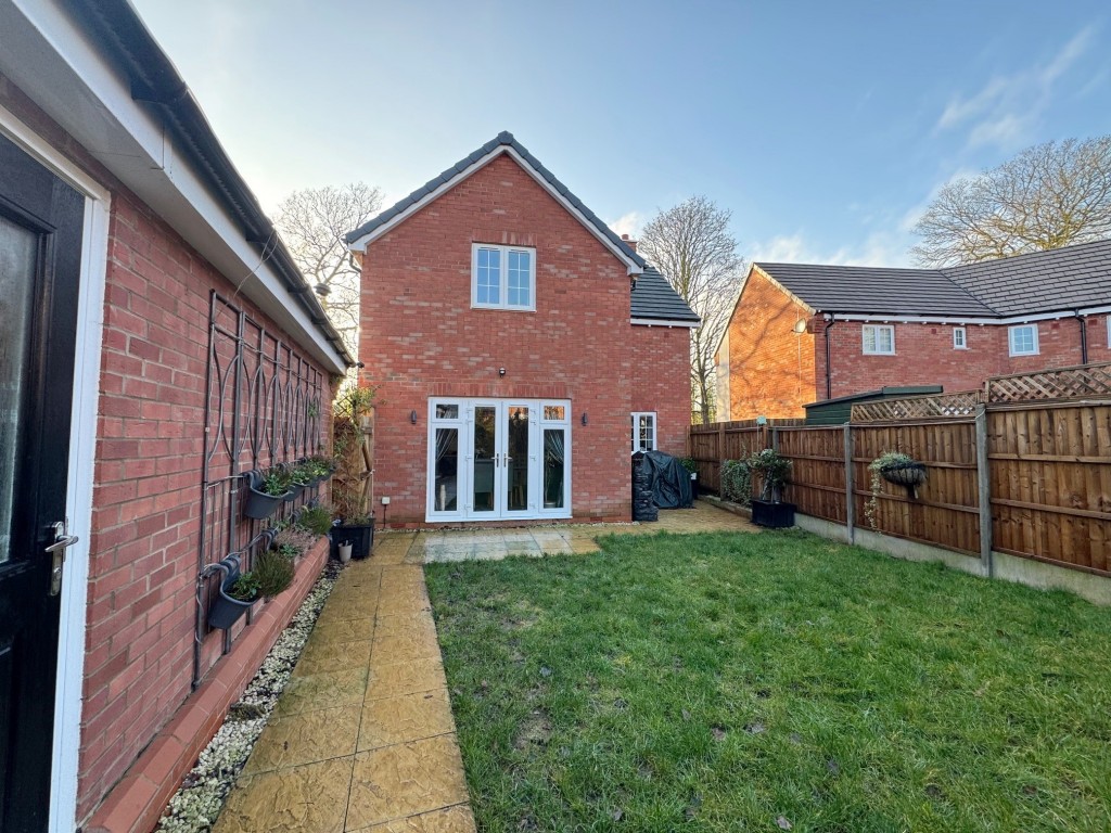 Thomas Bates Road, Kenilworth