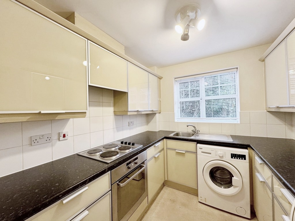 Harbourne Close, Kenilworth