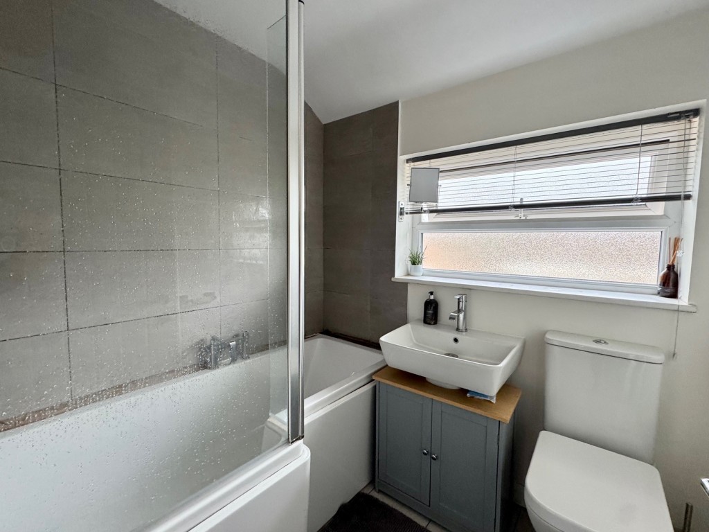 Park Close, Kenilworth