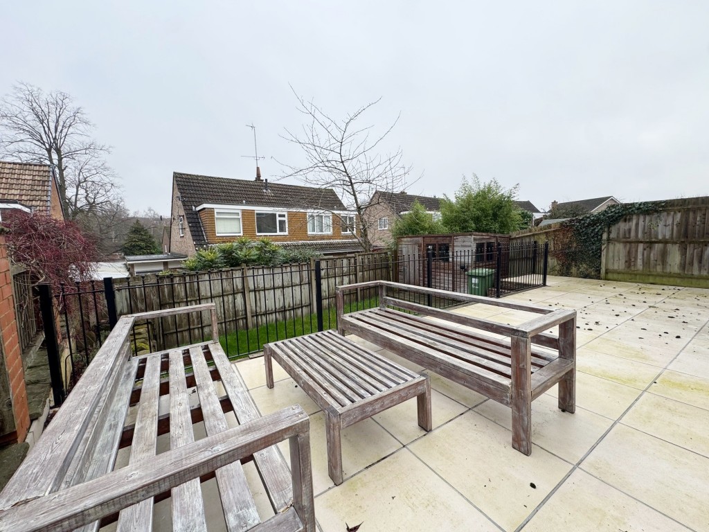 Park Close, Kenilworth