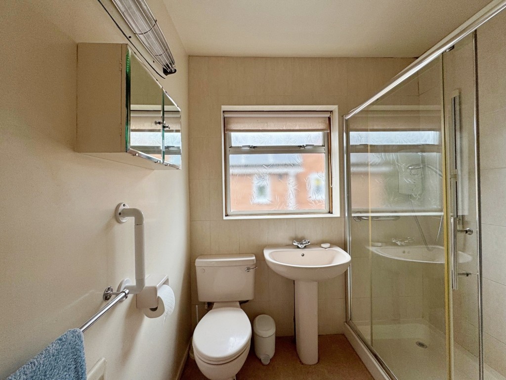 Warwick Road, Kenilworth