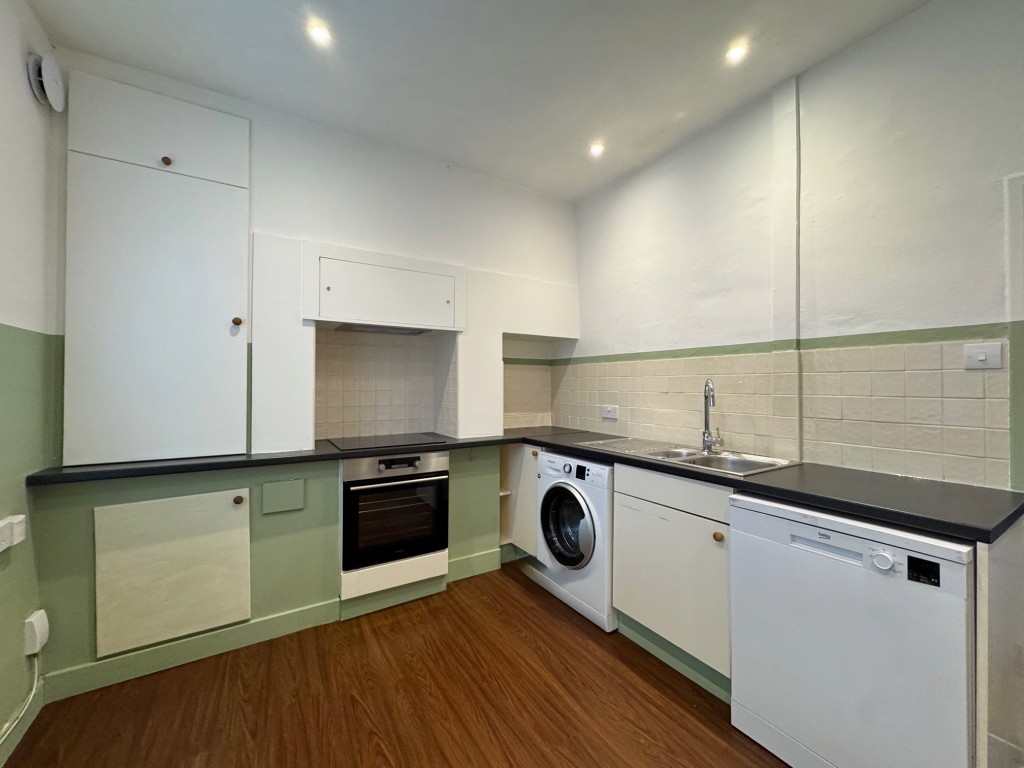 St. Johns Street, Kenilworth