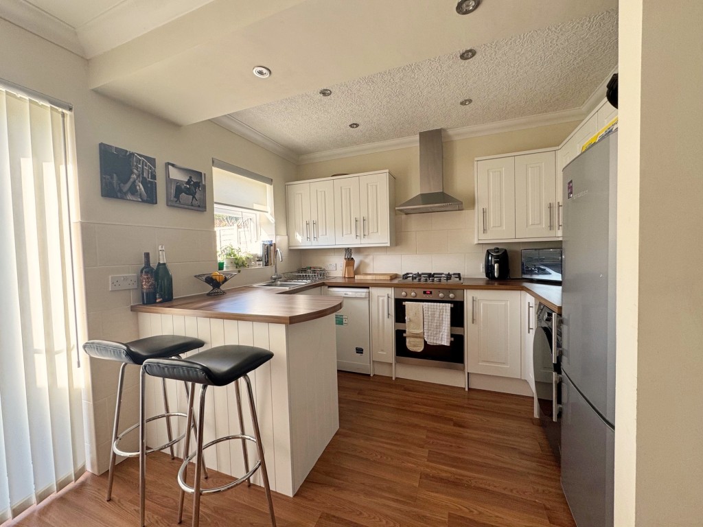 St. Nicholas Avenue, Kenilworth