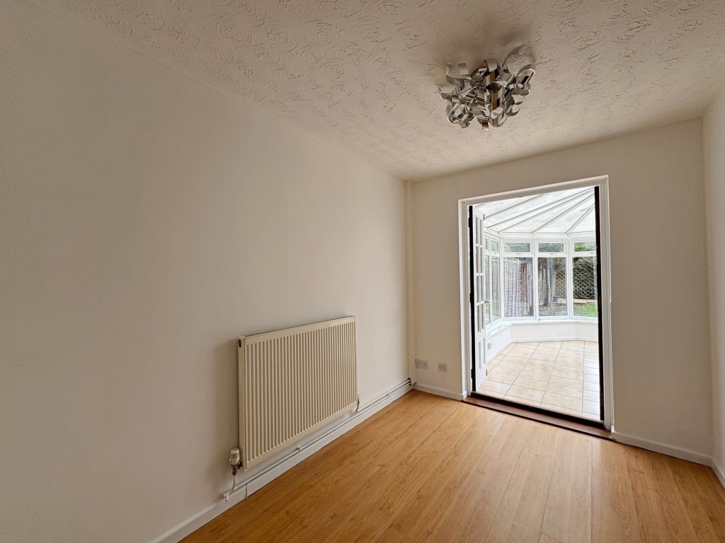 Dencer Drive, Kenilworth