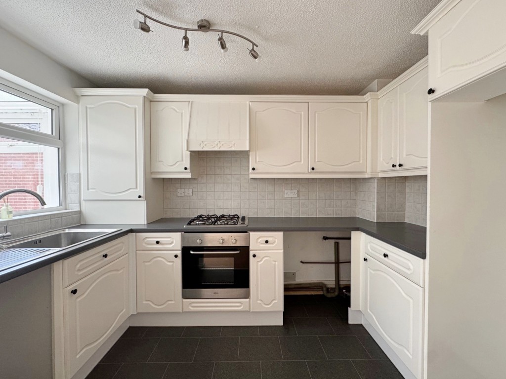 Dencer Drive, Kenilworth