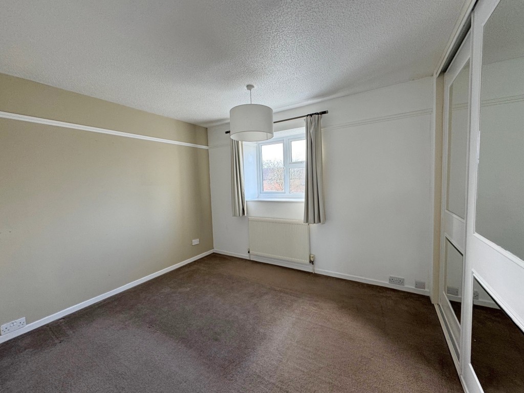 Dencer Drive, Kenilworth