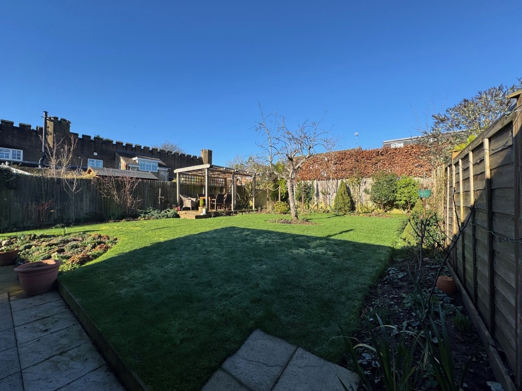 Thickthorn Orchards, Kenilworth