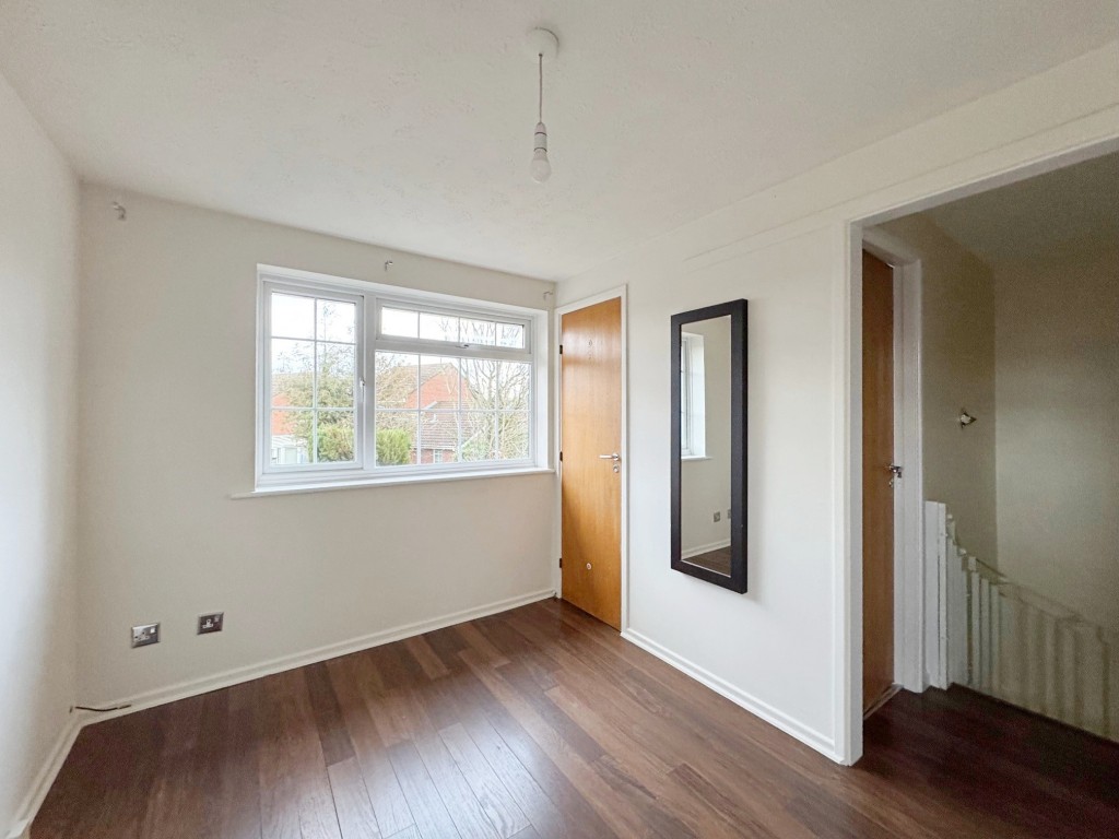 Ebourne Close, Kenilworth