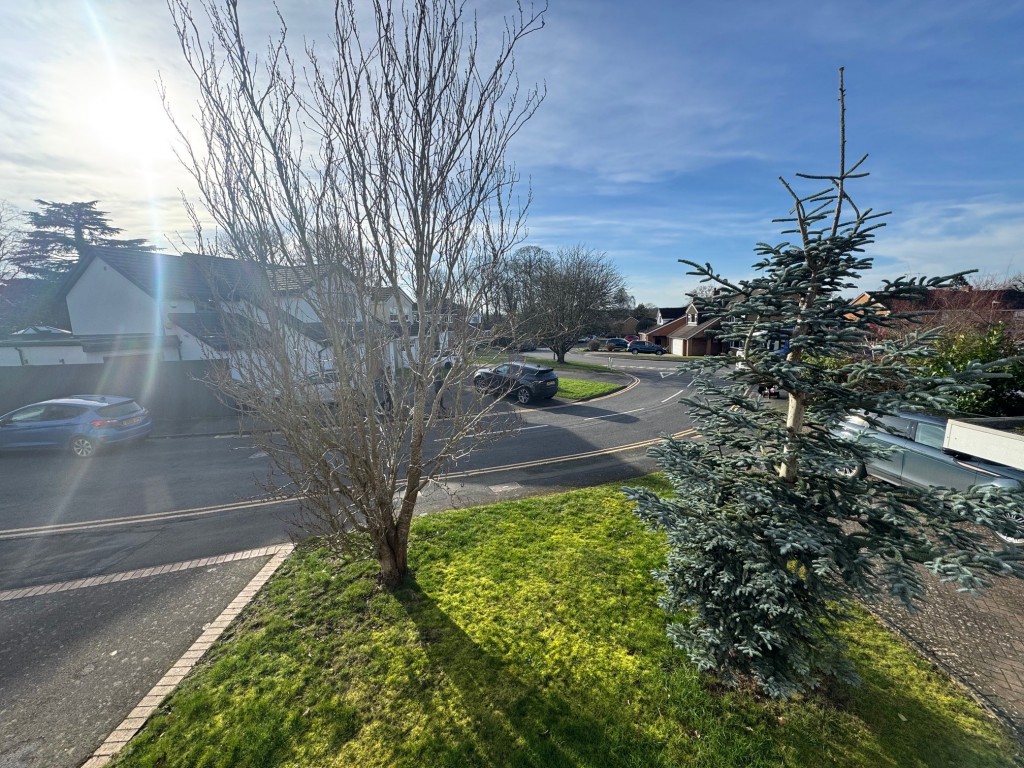 Elmbank Road, Kenilworth