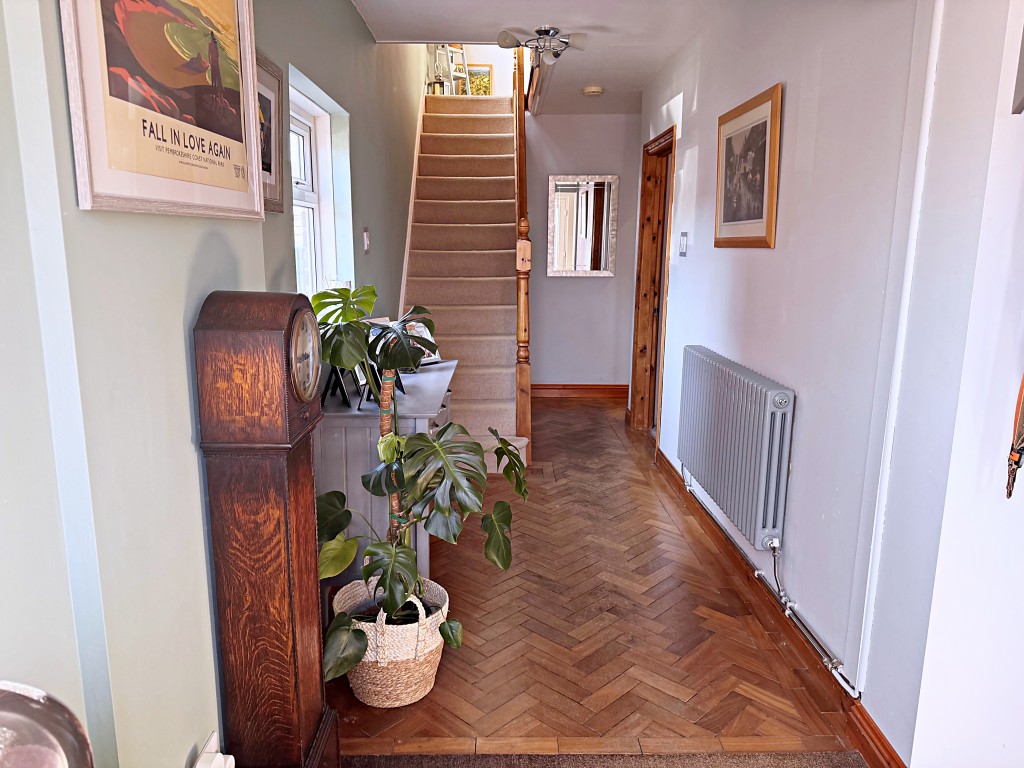 Queens Close, Kenilworth
