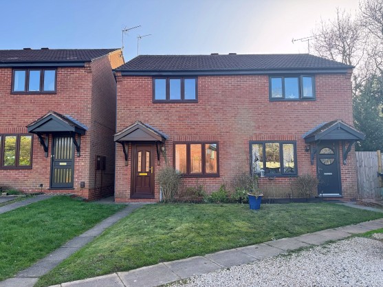 Millbank Mews, Kenilworth