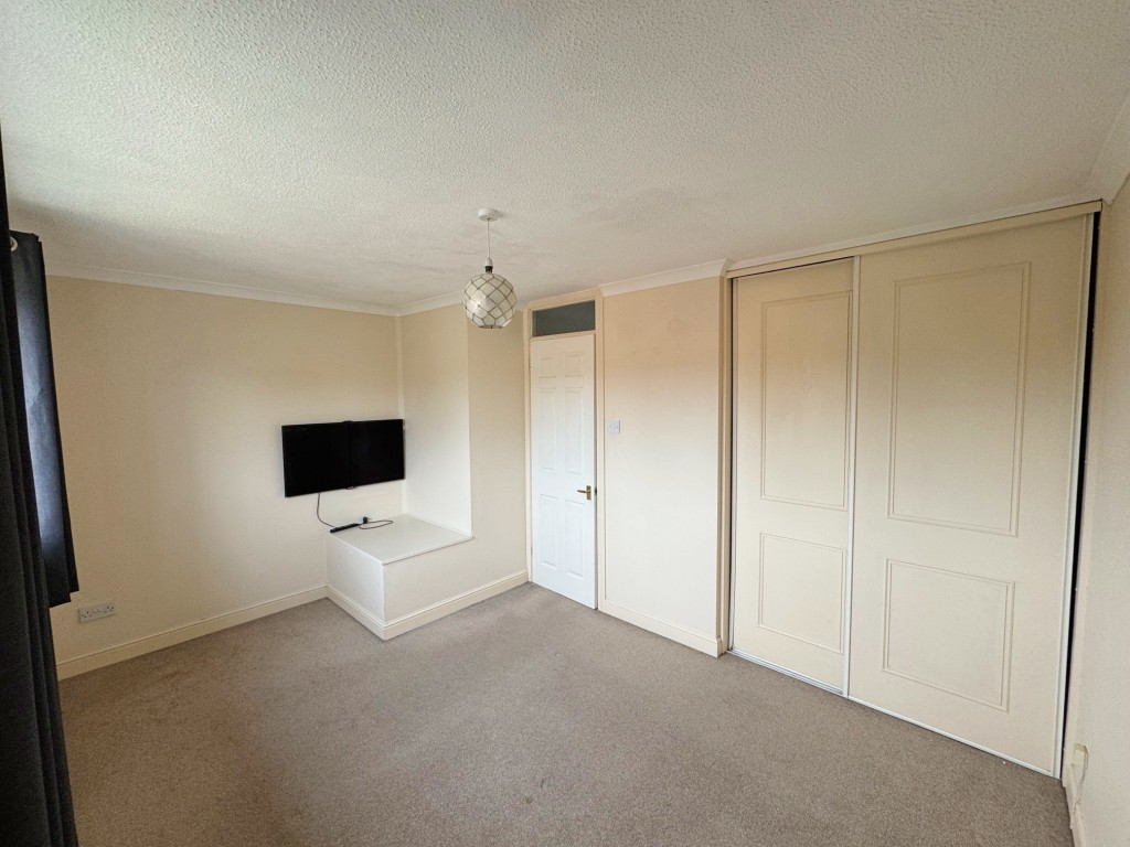 Millbank Mews, Kenilworth