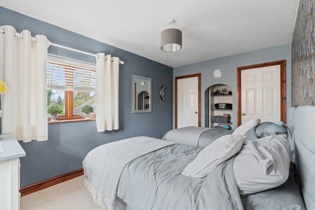 Warwick Road, Kenilworth